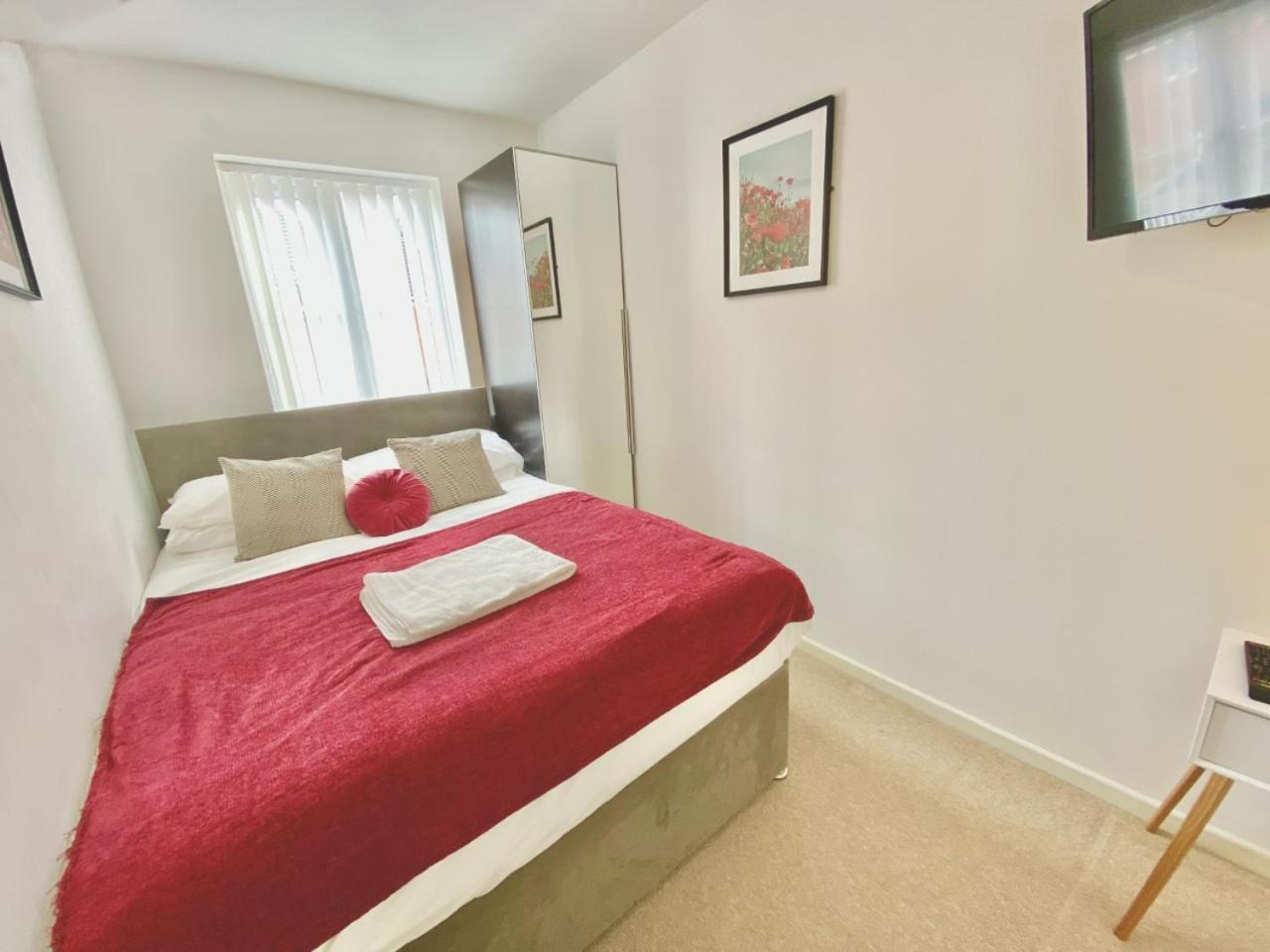 Walsall Group Accommodation Экстерьер фото