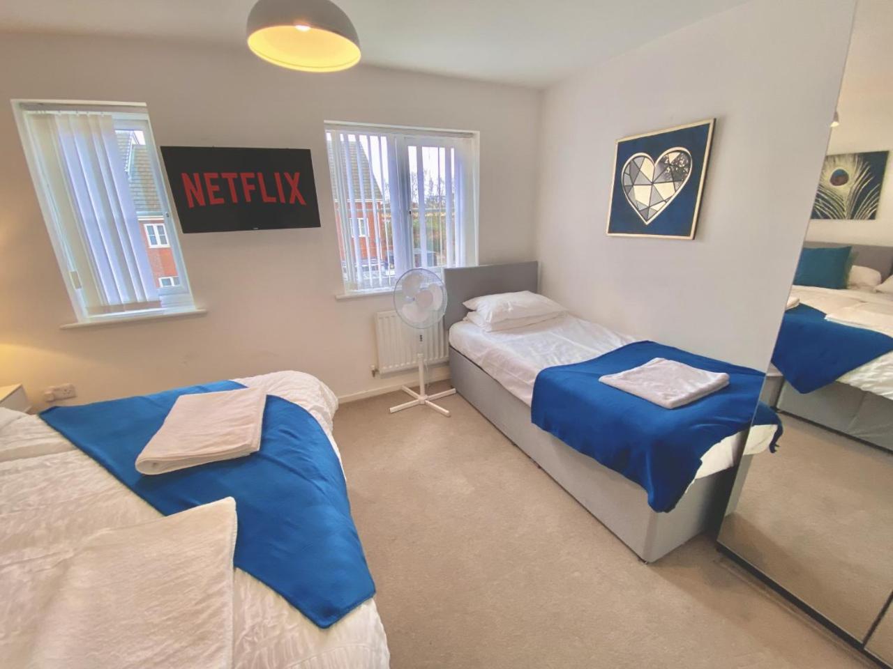 Walsall Group Accommodation Экстерьер фото